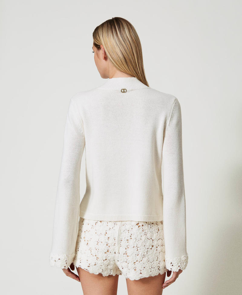 Scee by twin set Maglia lupetto in misto lana con ricamo Fino al 65% di sconto