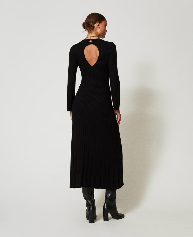 Scee by twin set Abito lungo in maglia a coste con apertura Super sconto