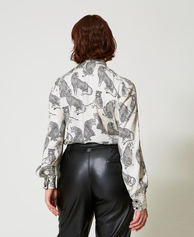 Scee by twin set Camicia jacquard con stampa giaguaro Offerta esclusiva