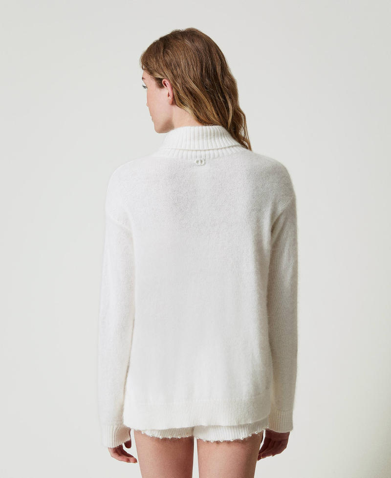 Scee by twin set Maglia dolcevita in misto angora con perle Black Friday