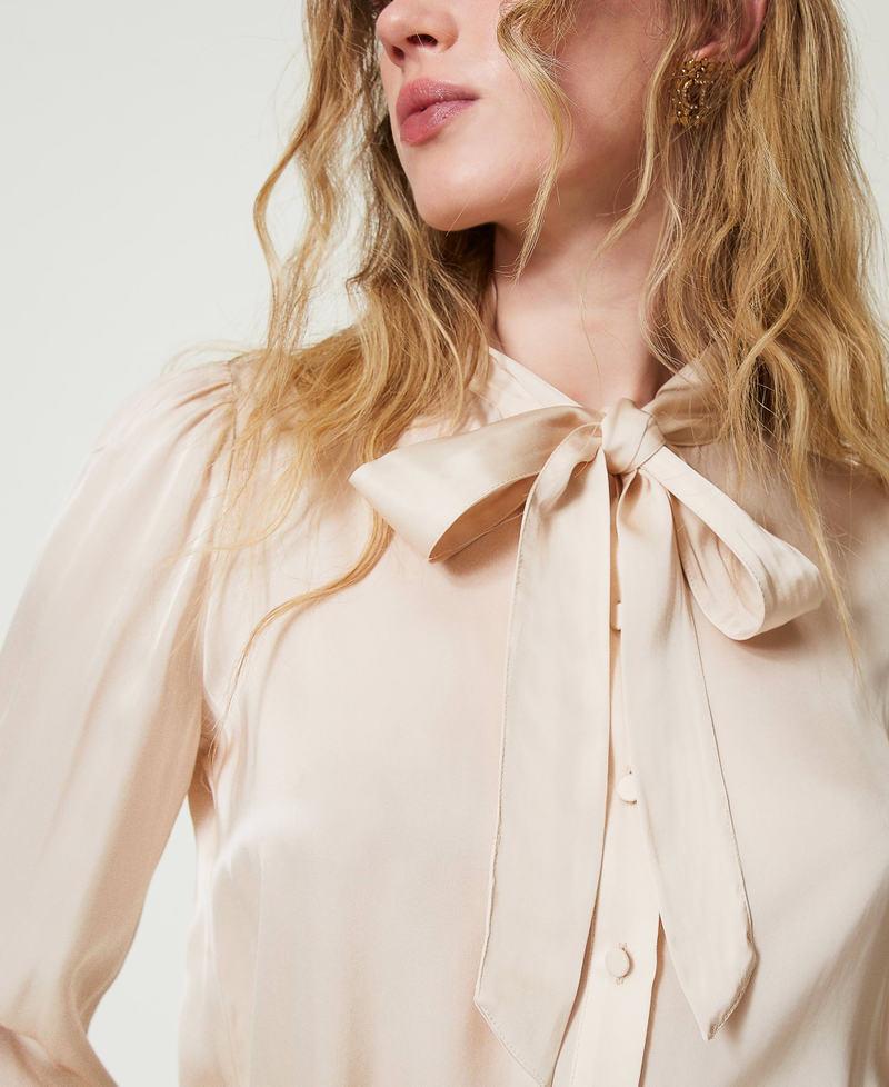 Scee by twin set Camicia in raso con fiocco Promozione temporanea