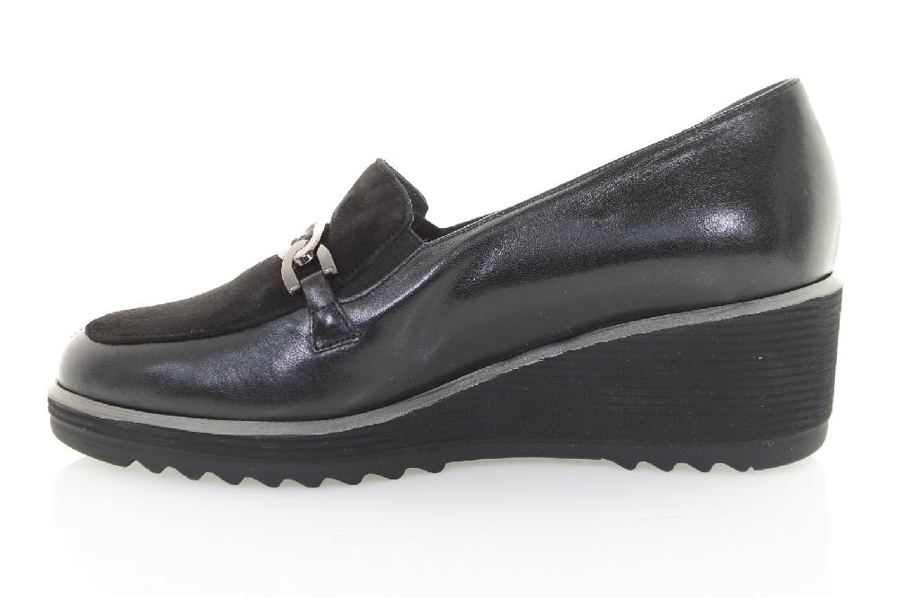 Soffice Sogno Scarpa accollata in pelle 2025