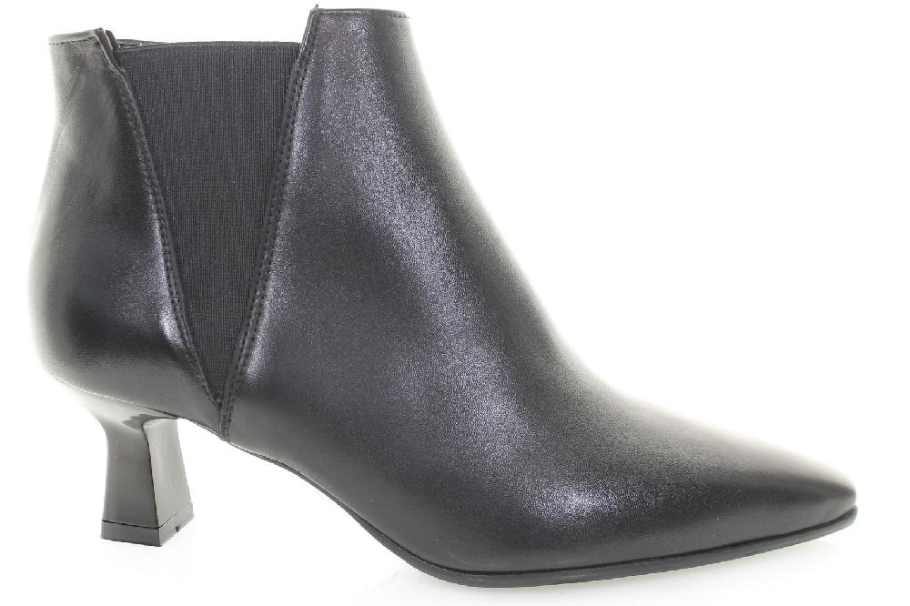 Soffice Sogno Stivaletto in pelle con elastico Novità