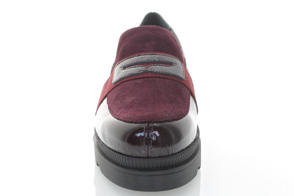 Soffice Sogno Slip on in pelle effetto vernice Offerta