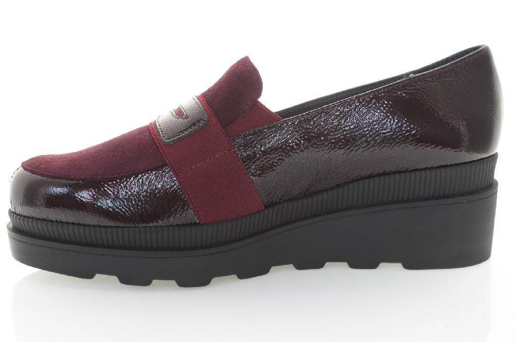 Soffice Sogno Slip on in pelle effetto vernice Offerta