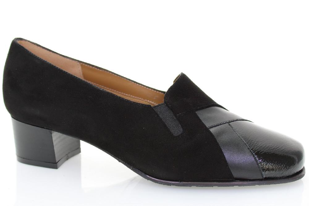 Soffice Sogno Scarpa accollata in camoscio Hotsell