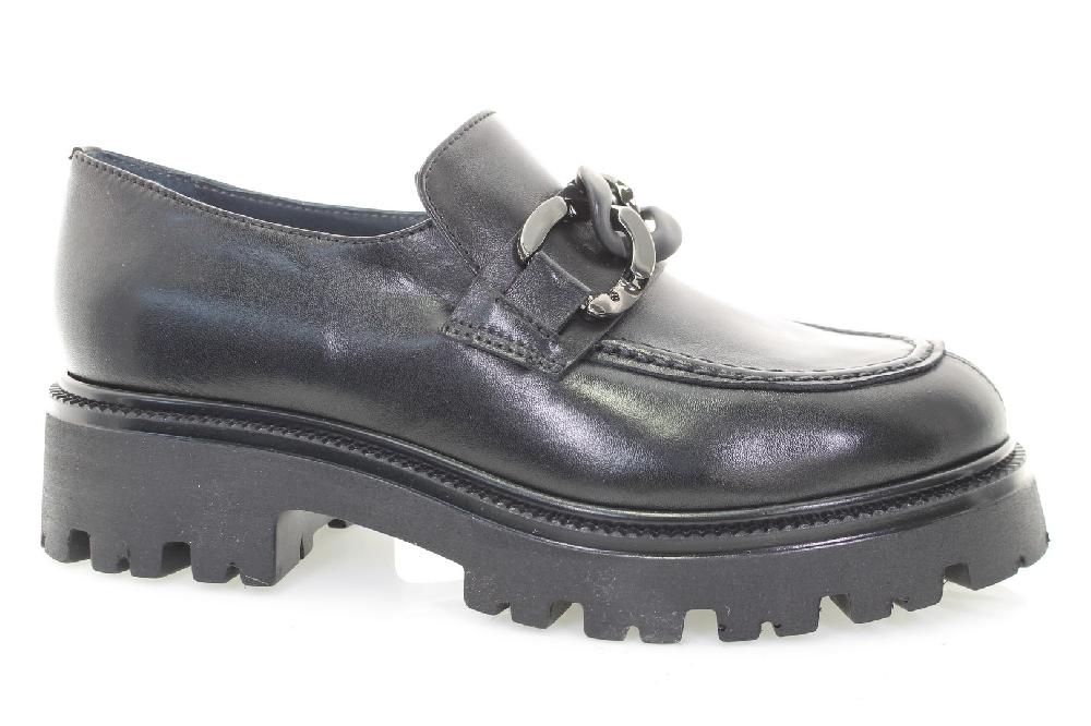 Soffice Sogno Mocassino in pelle con catena 2025