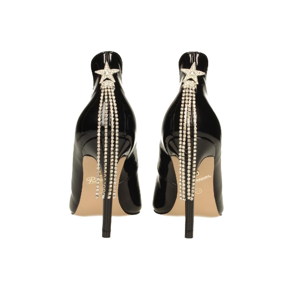 Tata Italia Décolleté in vernice con pendaglio. Tacco alto 10cm Sconto