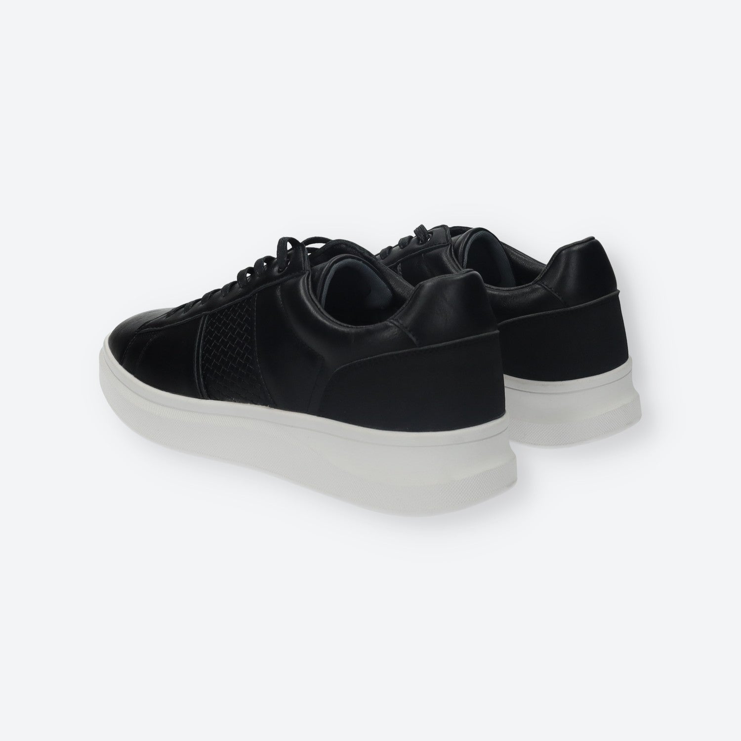 Tata Italia Sneakers con contrasto Offerta natalizia