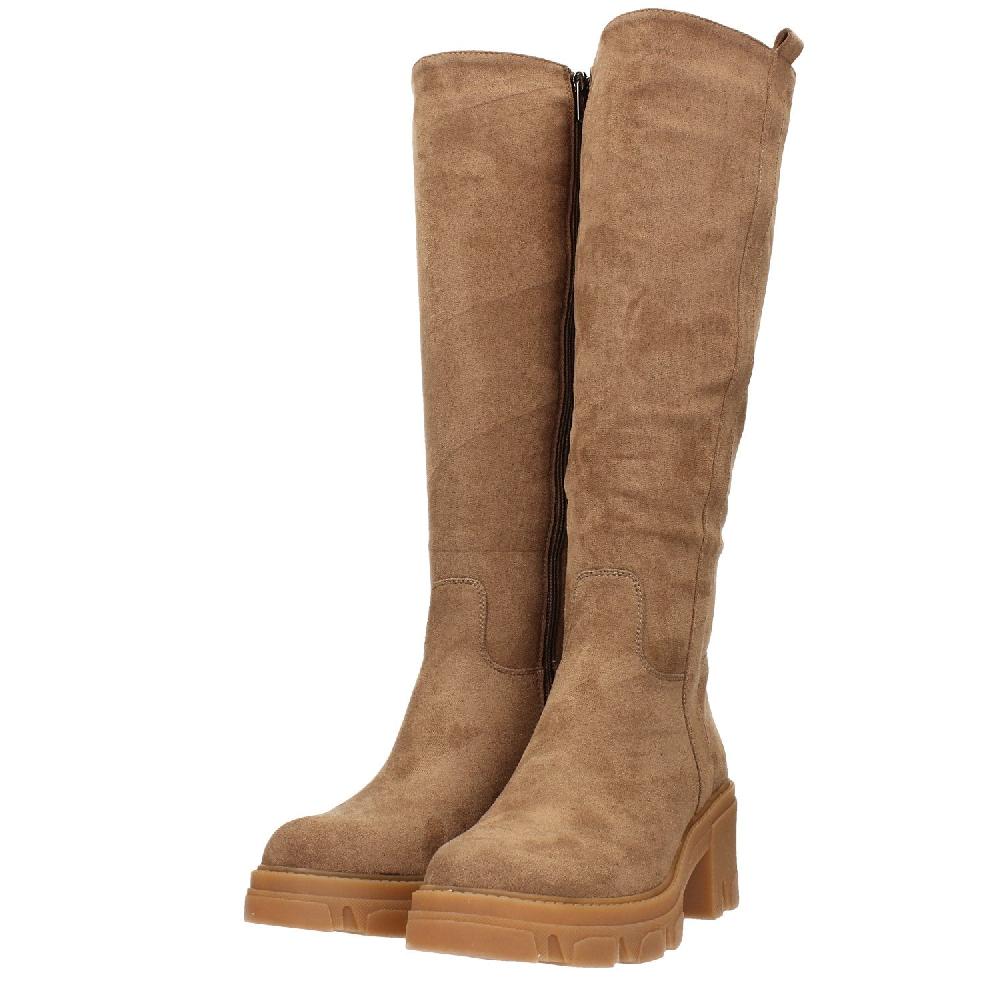 Tata Italia Stivali scamosciati con suola chunky. Tacco alto 6cm Promozione