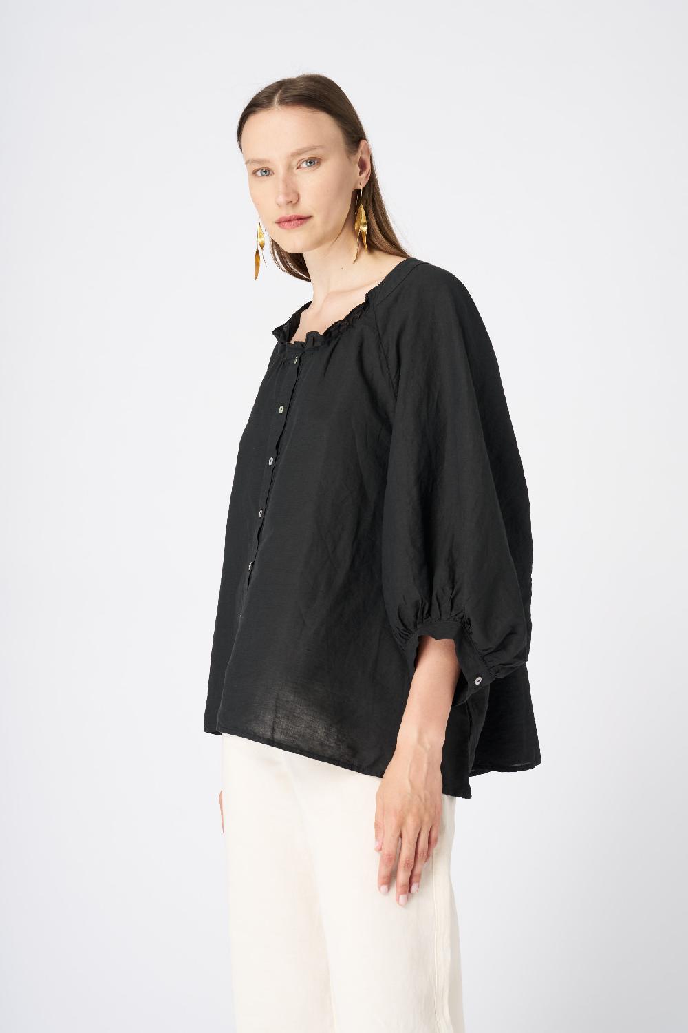 120% Lino Ruffled Neckline Linen Peasant Blouse Nuova