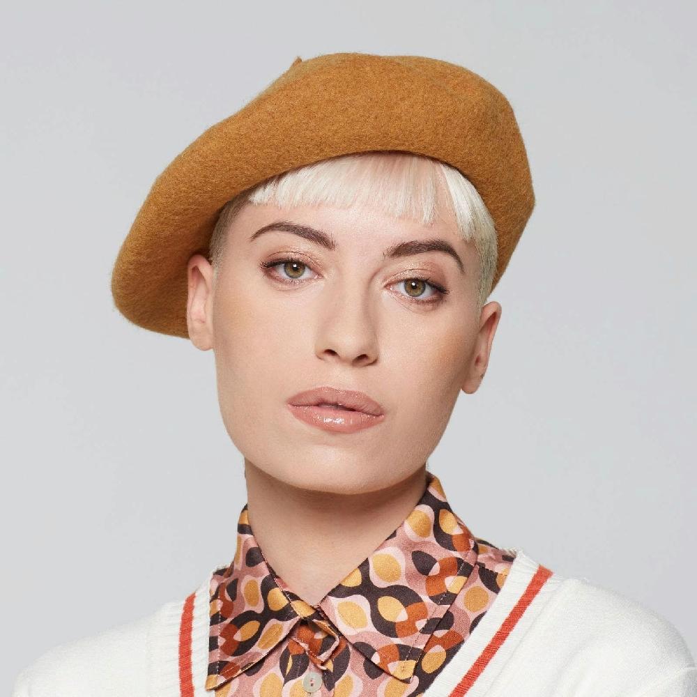 A.S.98 CAPPELLO JOAN In Vendita