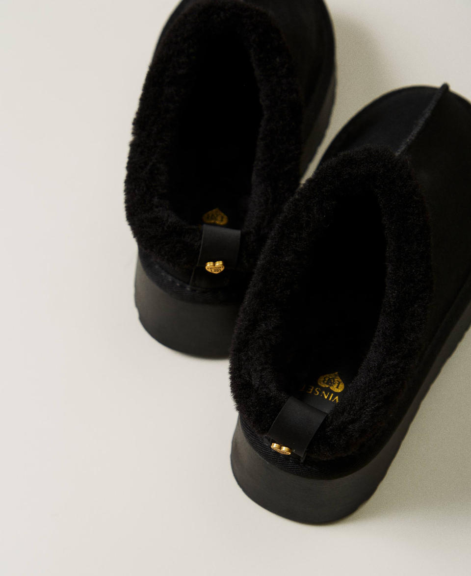Twin Set Scarpe sabot con faux fur Sottocosto