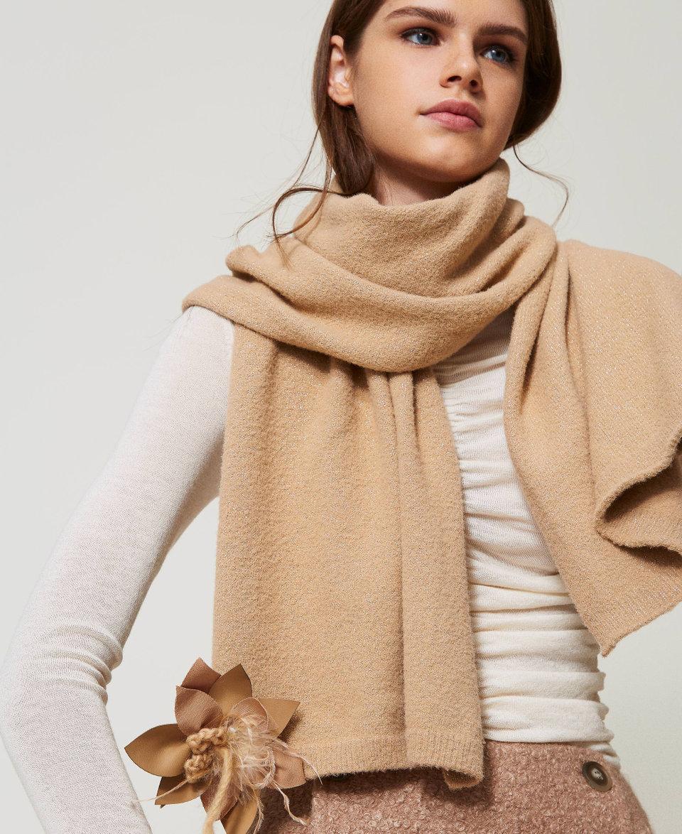 Twin Set Sciarpa in maglia con spilla a fiore Vendita Economica