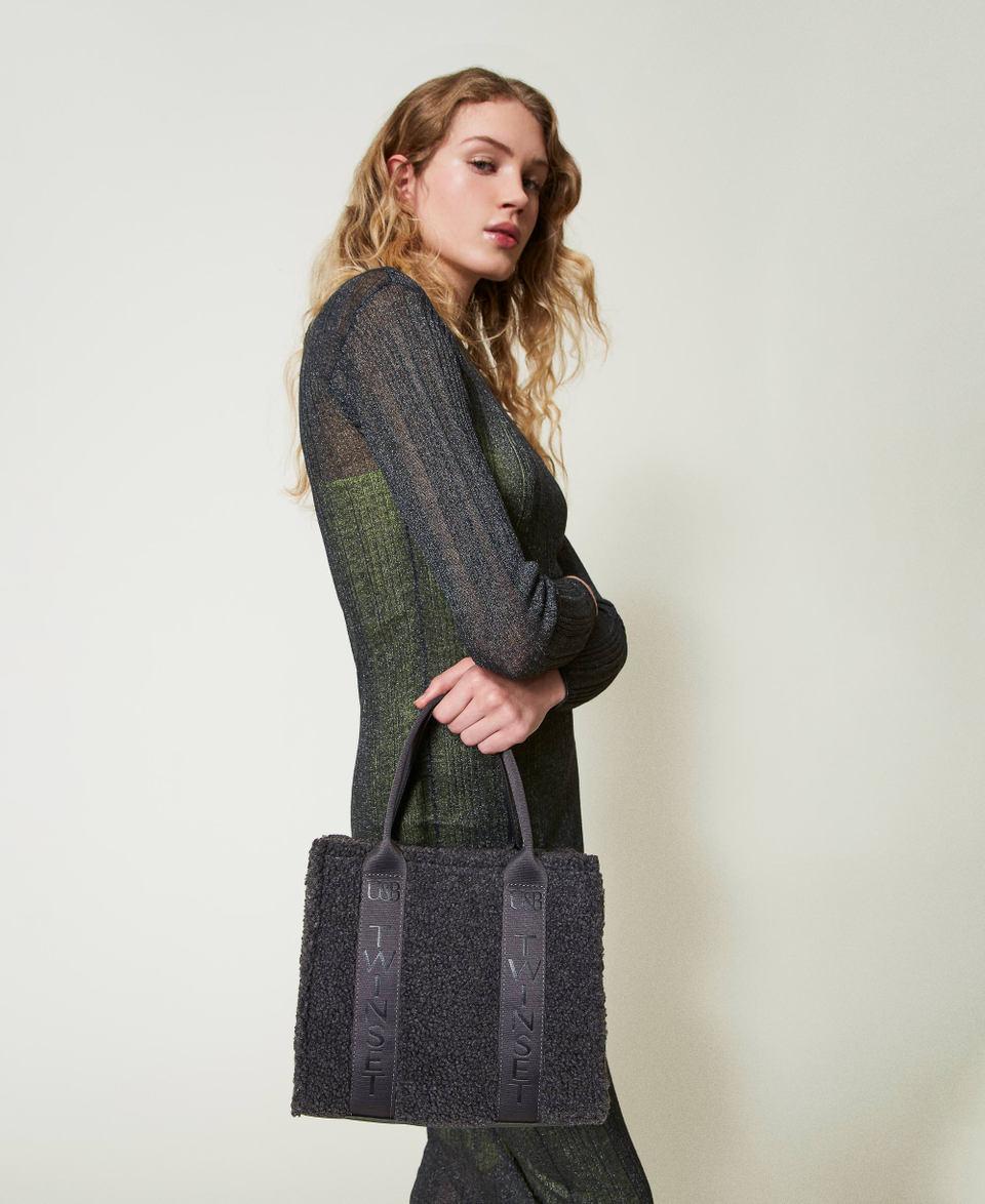 Twin Set Borsa shopper in faux fur effetto furry Promozione Limitata
