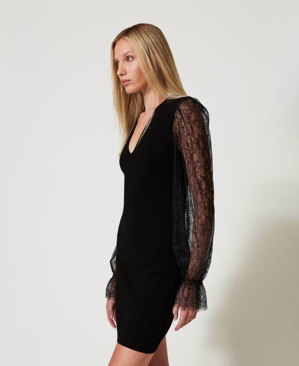 Twin Set Abito corto in maglia con pizzo Vendita