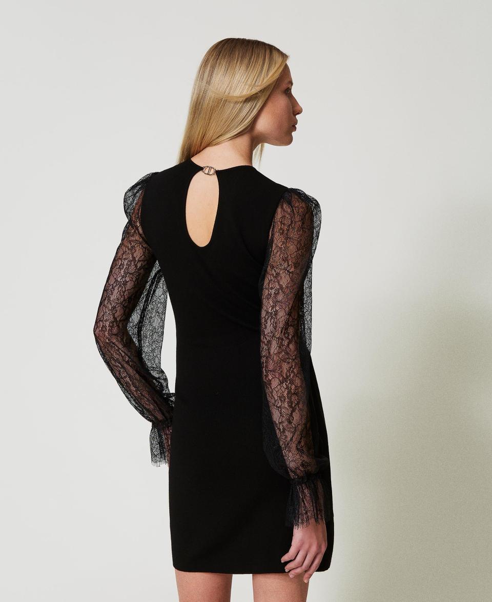 Twin Set Abito corto in maglia con pizzo Vendita