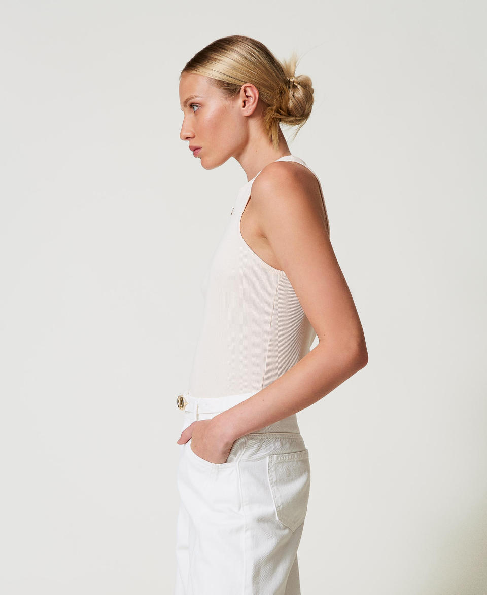 Twin Set Top fitted a costine con Oval T Acquista Ora