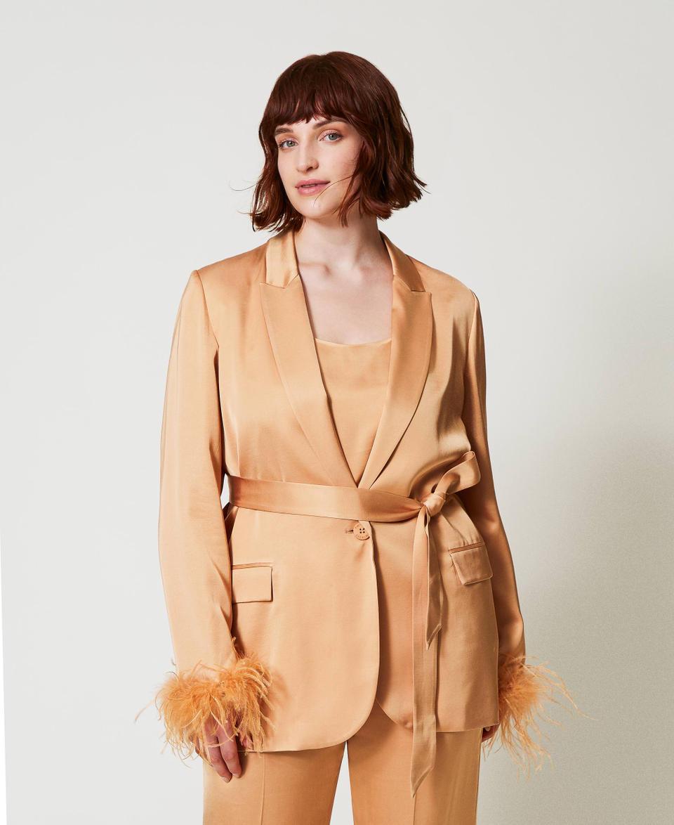 Twin Set Giacca blazer in raso con piume Ultimo giorno