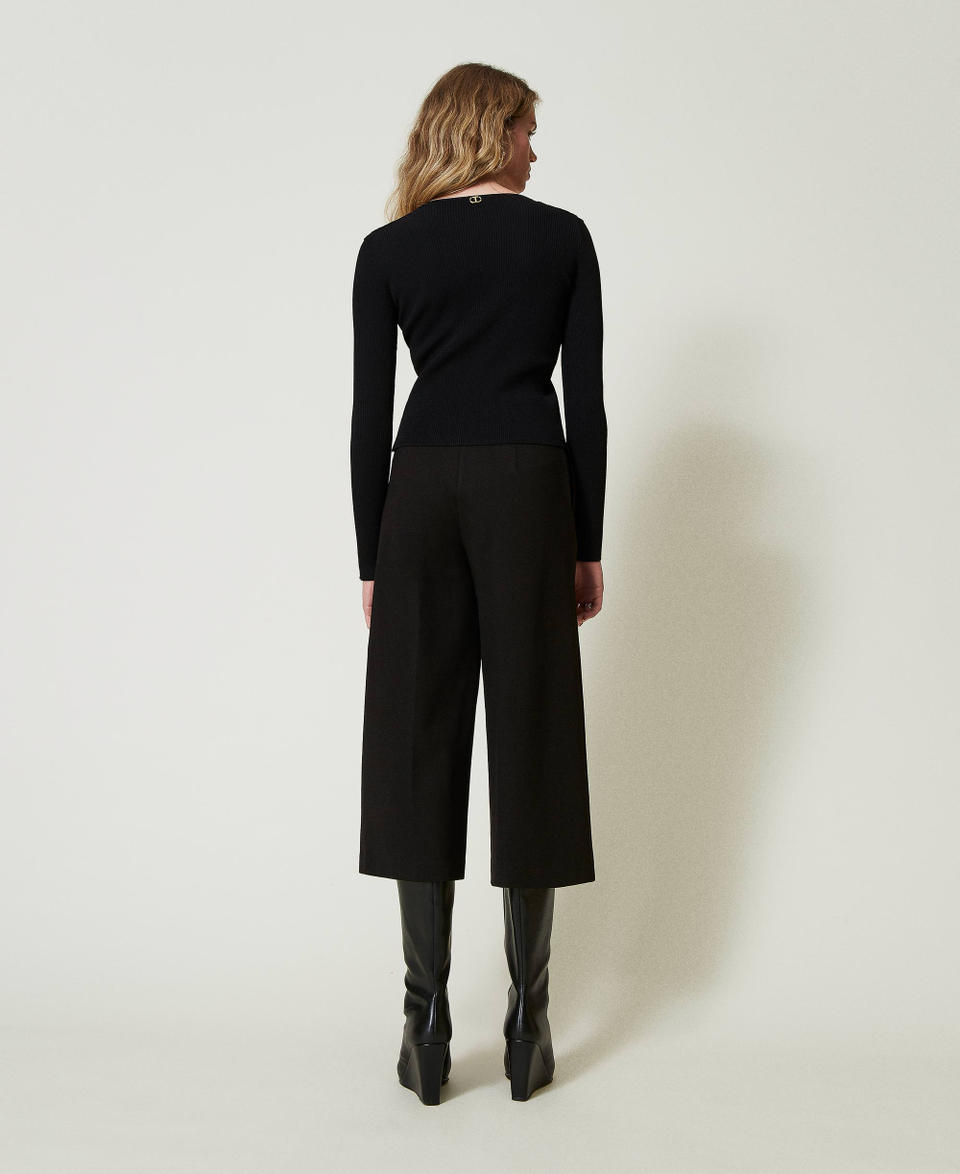 Twin Set Pantaloni cropped con cinturino Oval T Sconti questo mese