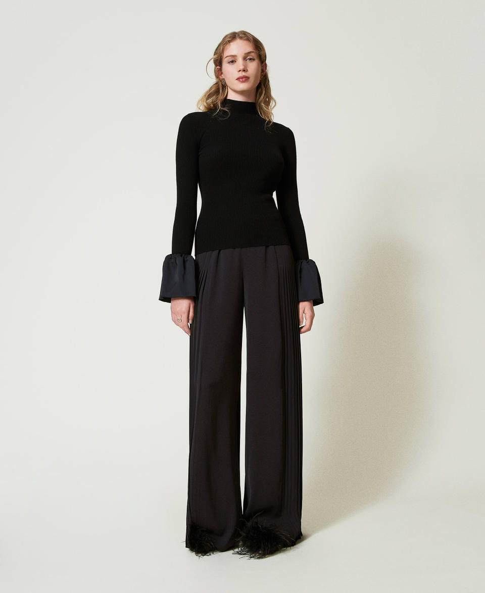 Twin Set Pantaloni a palazzo in georgette plissé 2025