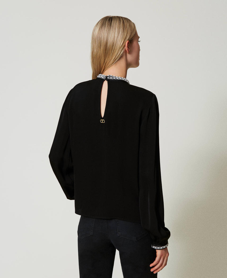 Twin Set Blusa in crêpe con ricami Enormi risparmi