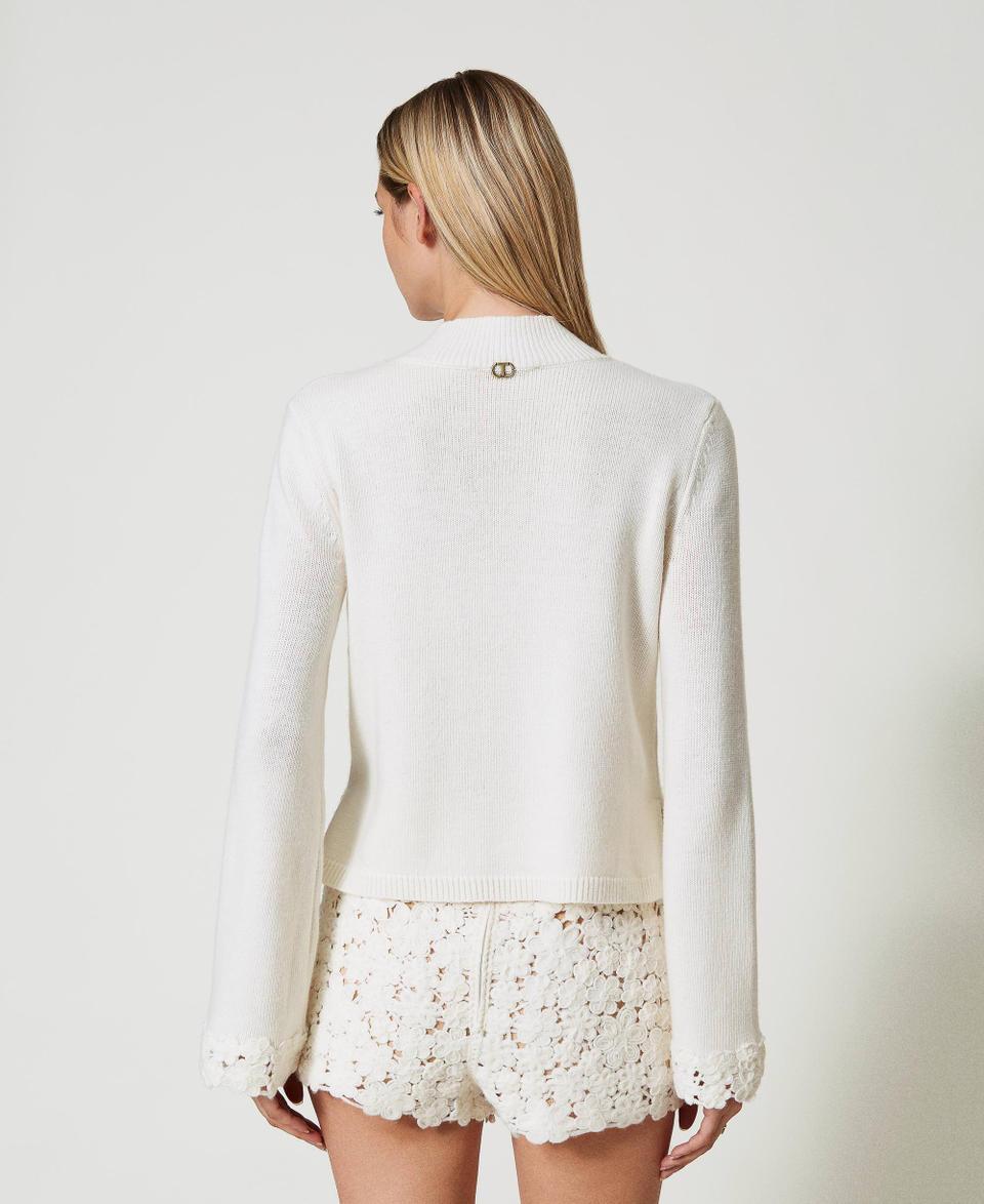 Twin Set Maglia lupetto in misto lana con ricamo Italia