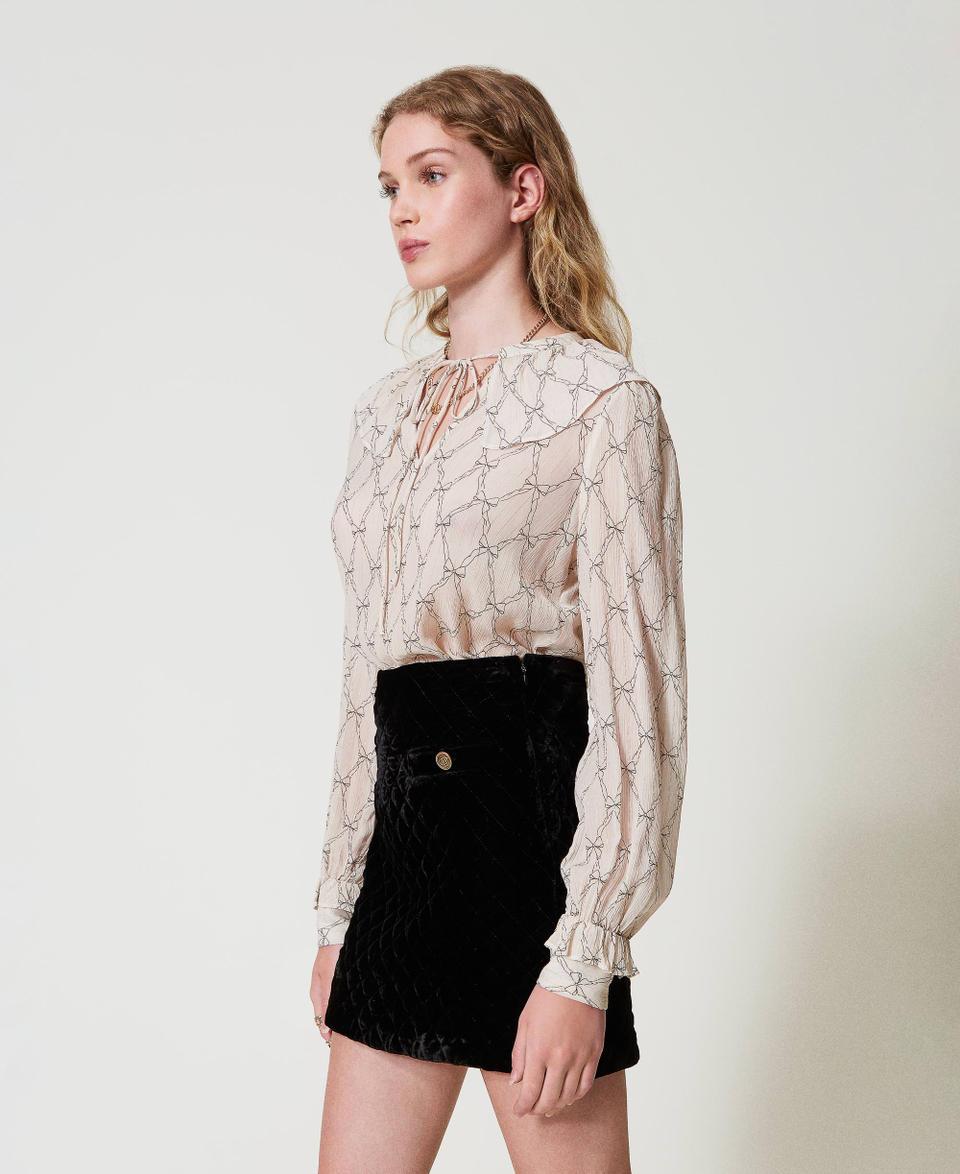 Twin Set Blusa in creponne con stampa fiocchi Outlet