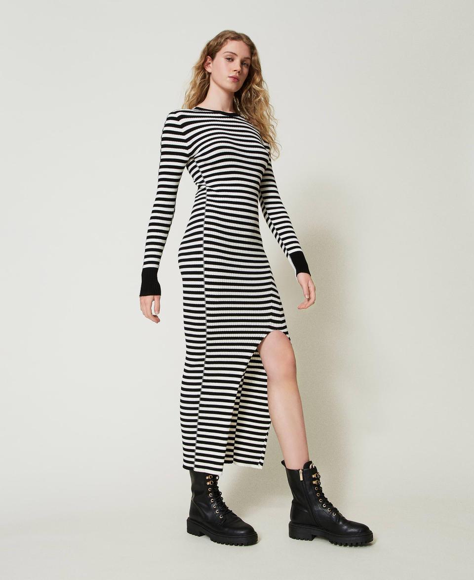 Twin Set Abito lungo in maglia a righe Black Friday