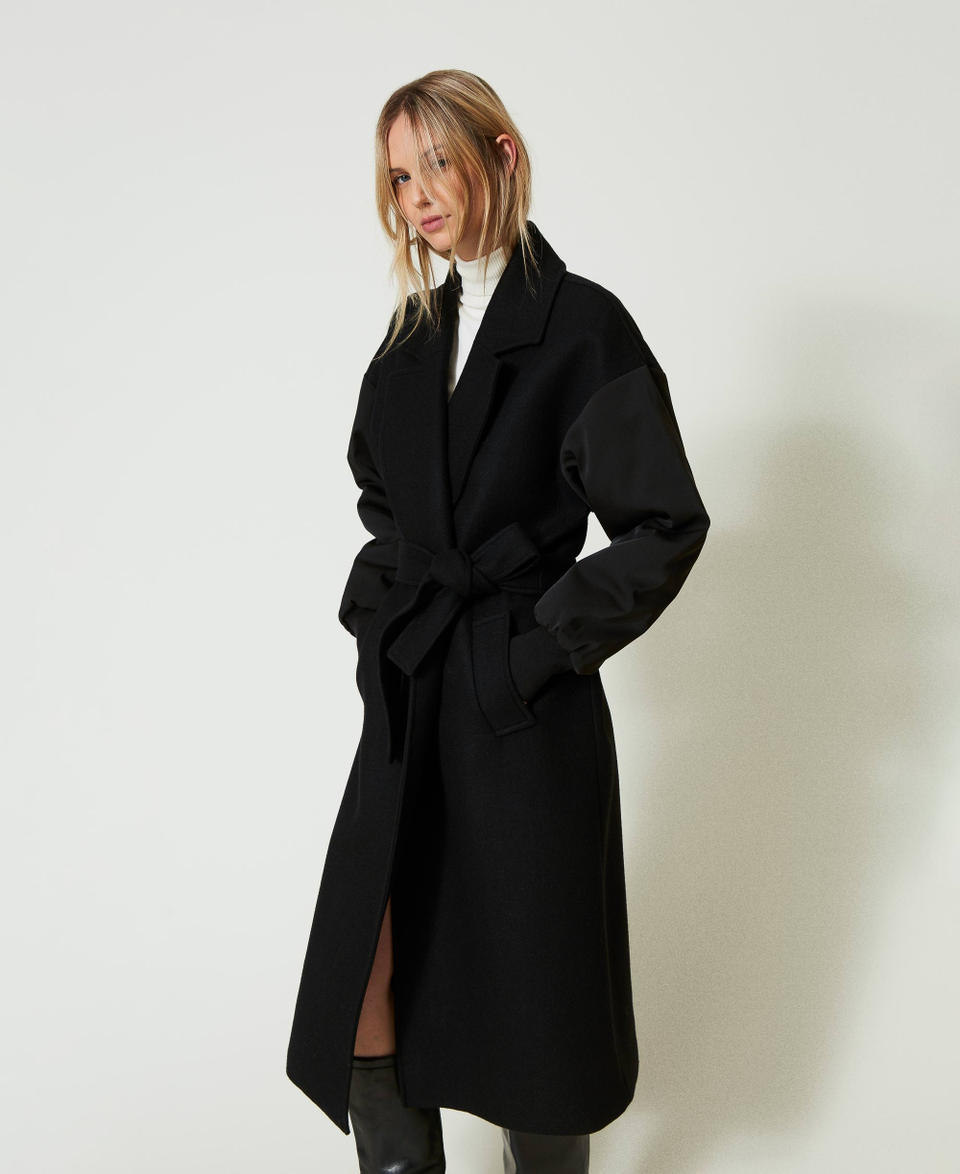 Twin Set Cappotto in panno di misto lana Smaltimento dello stoccaggio
