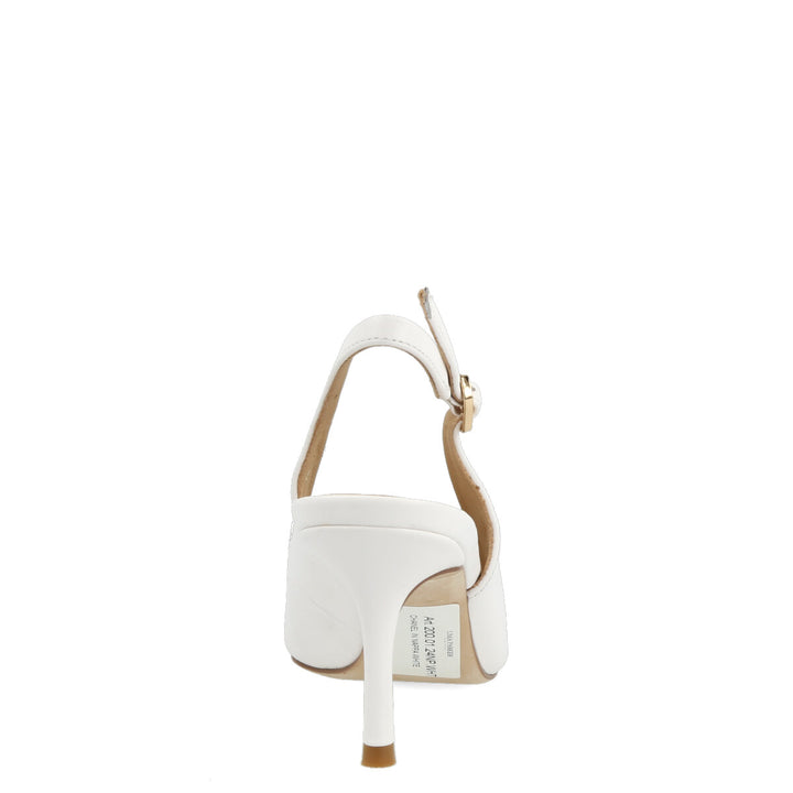 Uma Parker Chanel in Nappa Bianco 2025