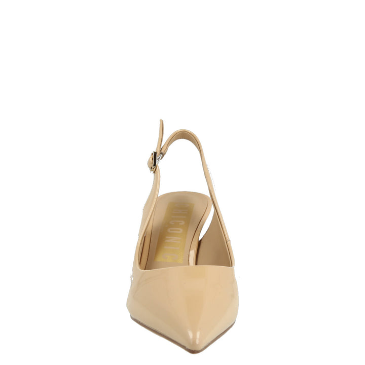 Uma Parker Chanel in Vernice Nude Sconto