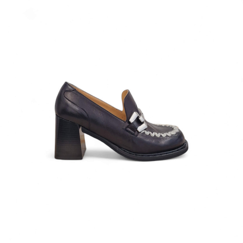Viola Ricci Carla - Mocassino con tacco - nero Convenienza