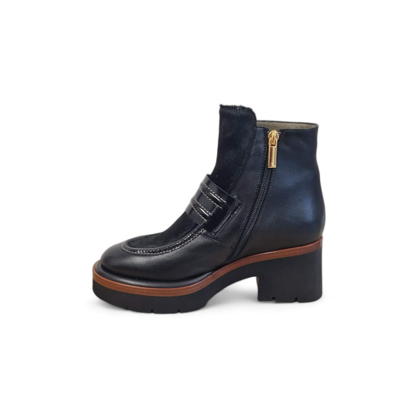Viola Ricci Bianca - Stivalleto in pelle nero Shopping Online