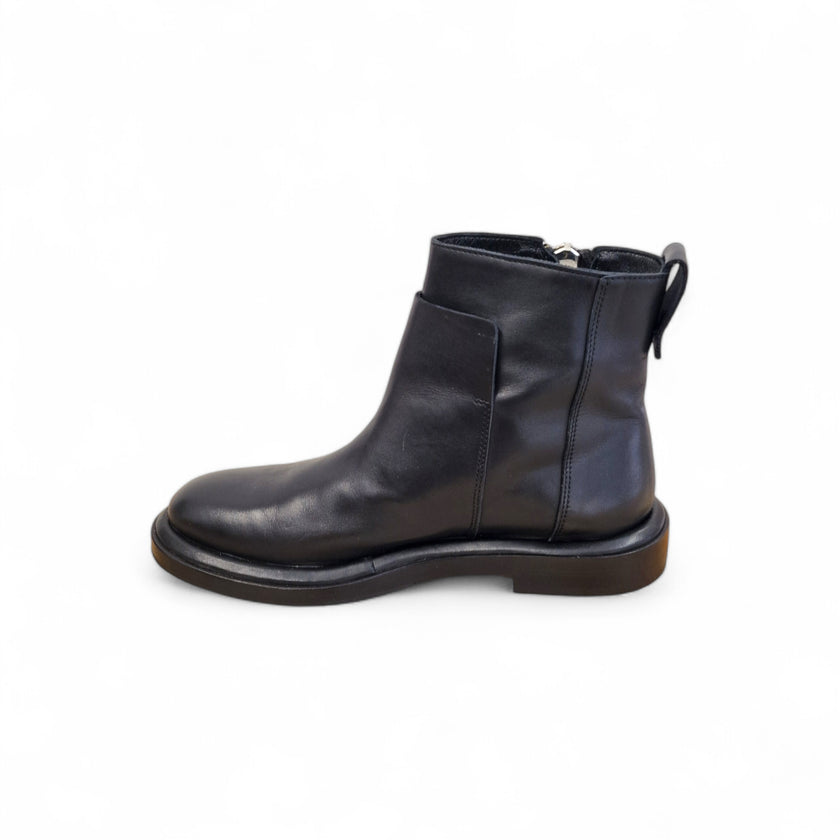 Viola Ricci Gio - Stivaletto in pelle nera Outlet