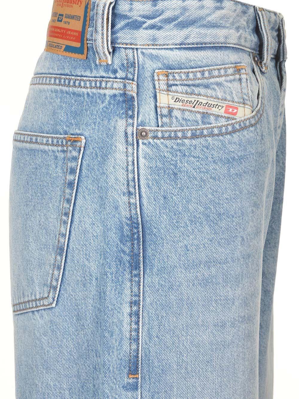 Al Duca D'Aosta Diesel Jeans ampio "1996 D-SIRE" Prezzo Ridotto