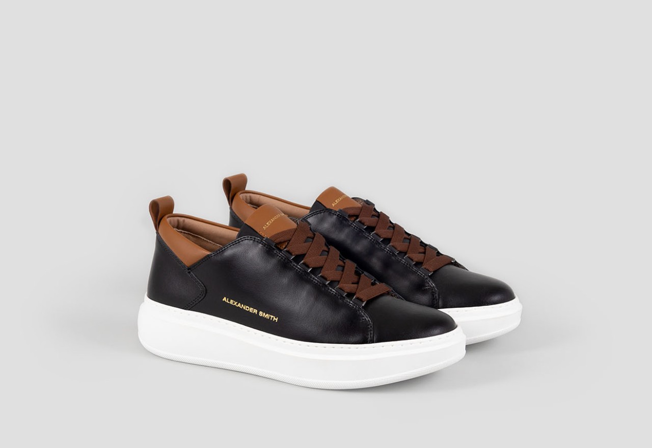Alexander Smith WEMBLEY MAN BLACK DARK COGNAC Negozio