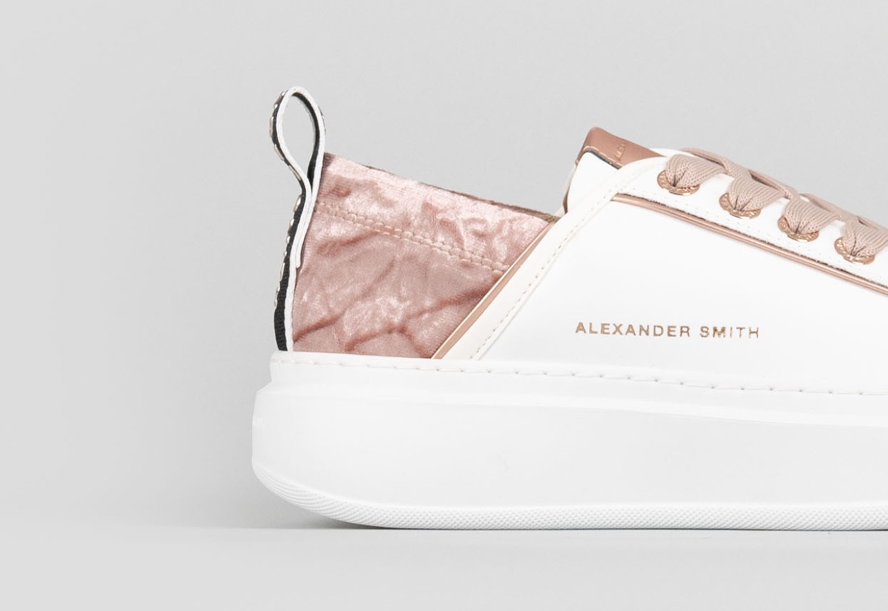 Alexander Smith WEMBLEY WOMAN WHITE NUDE Saldi Di Fabbrica
