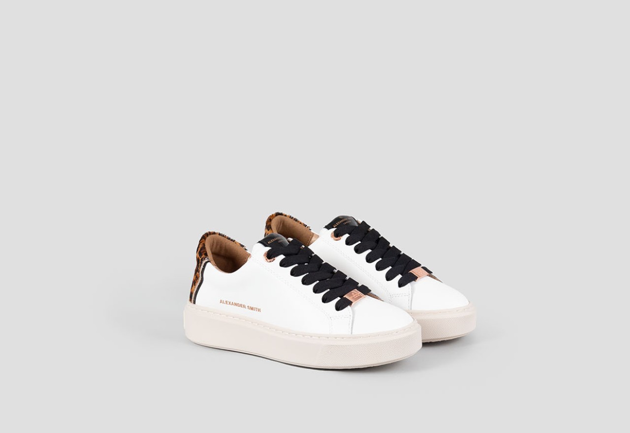 Alexander Smith LONDON WOMAN WHITE MAC SAND Vendita