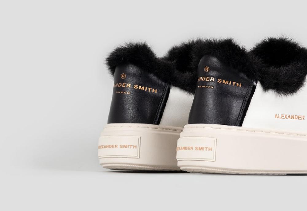 Alexander Smith LONDON WOMAN WHITE BLACK Convenienza